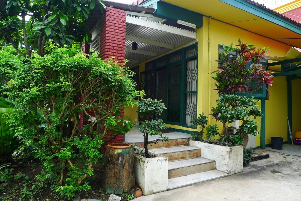 Baan Kaewta Hotel Chiang Mai Exterior photo